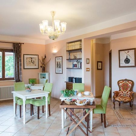 منزل الضيف تورو سول تراسيمينو  في Il Casale Del Ra المظهر الخارجي الصورة